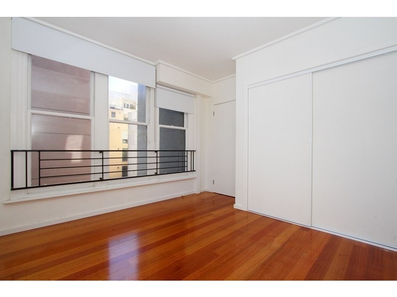 5.2/17-19 Elizabeth Street, Melbourne VIC 3000