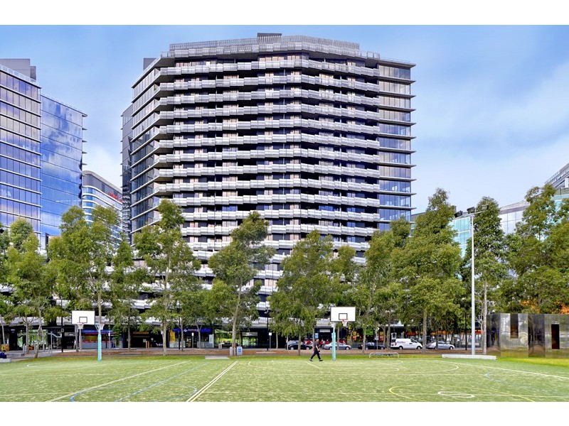 603/8 Waterview Walk, Docklands VIC 3008