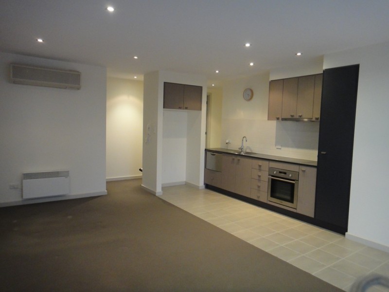 16/114 Mason Street, Newport VIC 3015