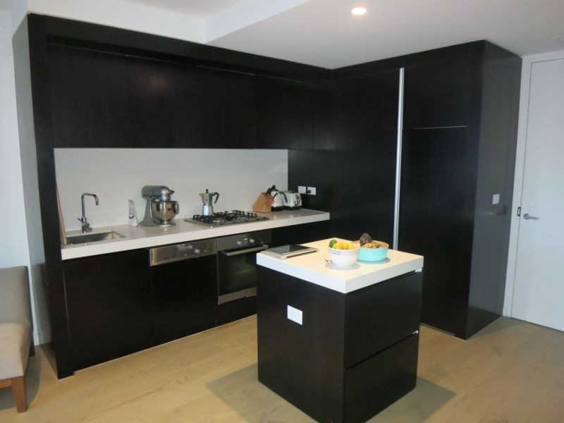 1711/50 Albert Road, South Melbourne VIC 3205