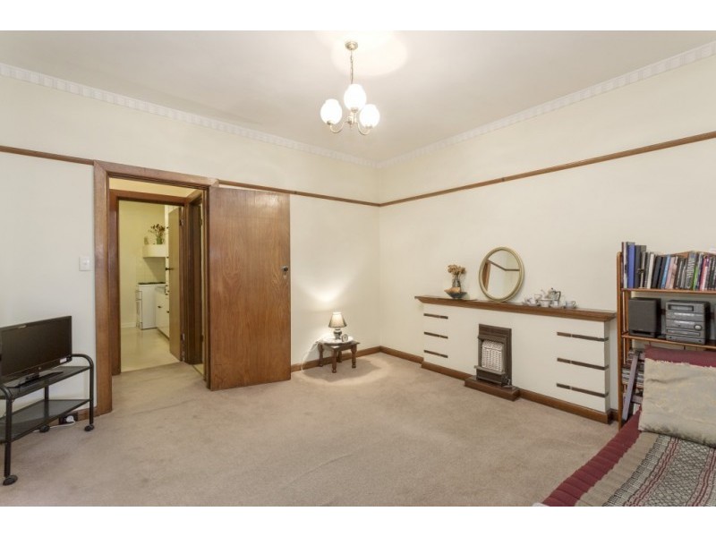 4/23 Albert Street, East Melbourne VIC 3002