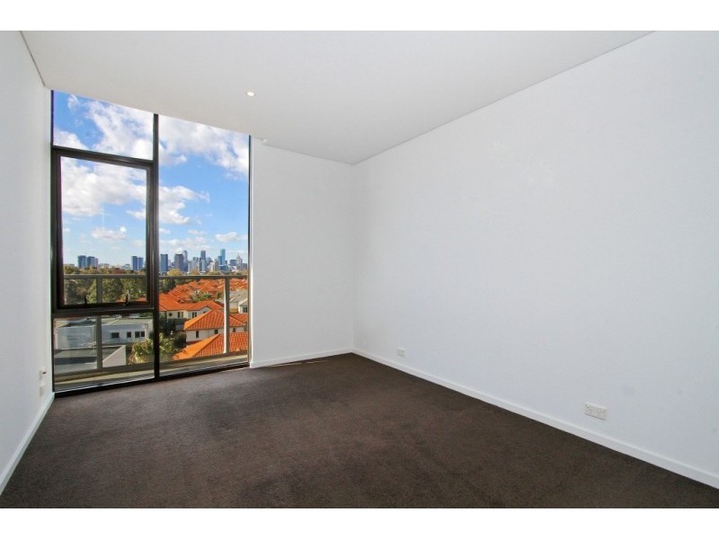402/159 Beach Street, Port Melbourne VIC 3207