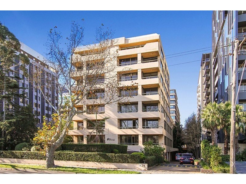 20/73 Queens Road, Melbourne VIC 3004