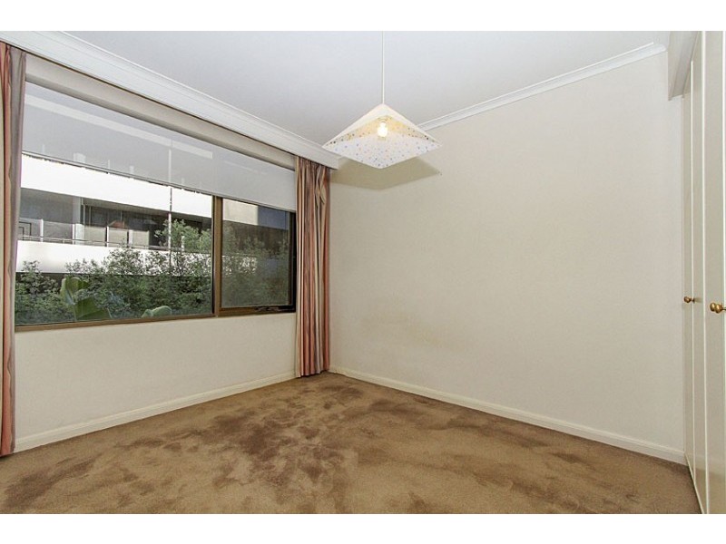 20/73 Queens Road, Melbourne VIC 3004