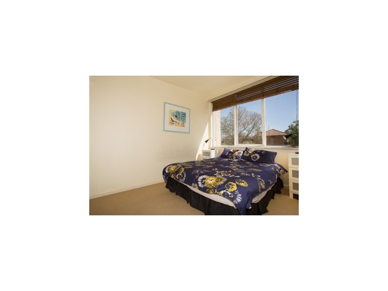 18/5-9 Fulton Street, St Kilda East VIC 3183