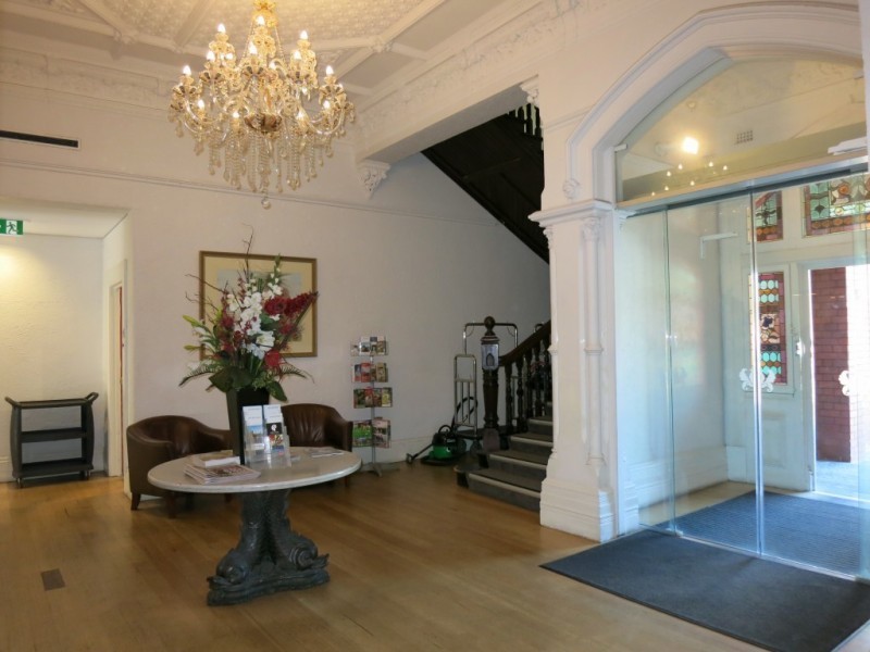 1121/572 St Kilda Road, Melbourne VIC 3004
