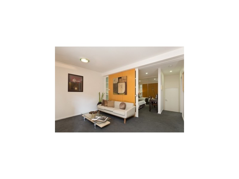 13 St Edmonds Road, Prahran VIC 3181