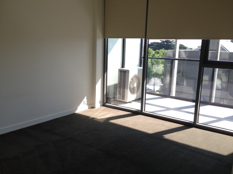 317/55 Queens Road, Melbourne VIC 3004