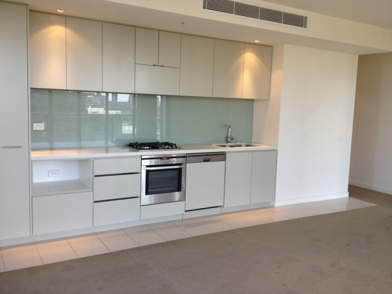 1204/55 Queens Road, Melbourne VIC 3000
