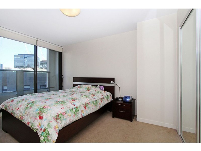 906/100 Harbour Esplanade, Docklands VIC 3008