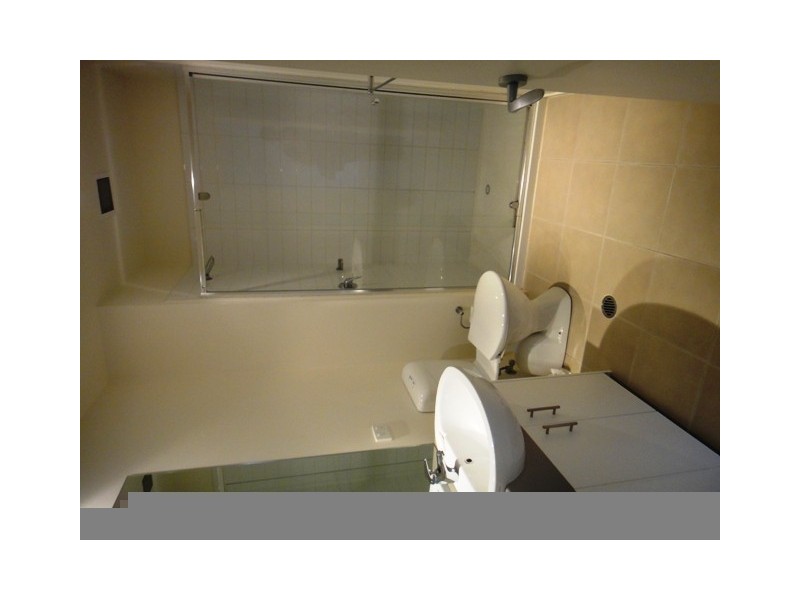 204/68 Altona Street, Kensington VIC 3031