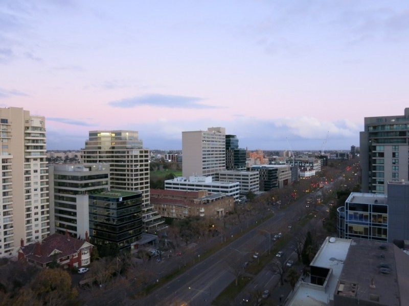 1303/470 St Kilda Road, Melbourne VIC 3004
