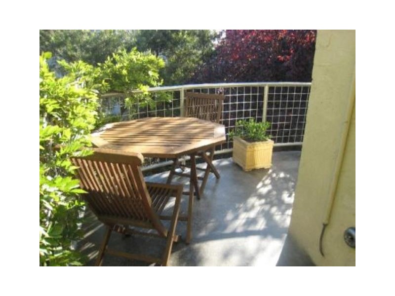 4/363 George Street, Fitzroy VIC 3065