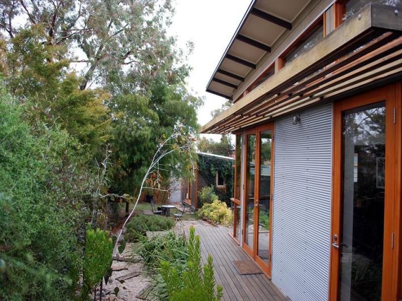 89 Summerhill Road, West Footscray VIC 3012