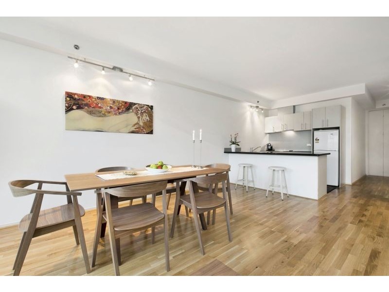 1415/325 Collins Street, Melbourne VIC 3000