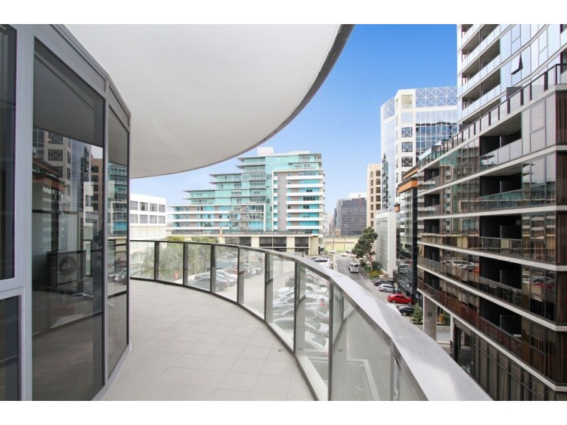 407/55 Queens Road, Melbourne VIC 3004