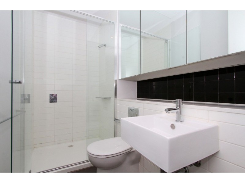 625/32 Bray St, South Yarra VIC 3141