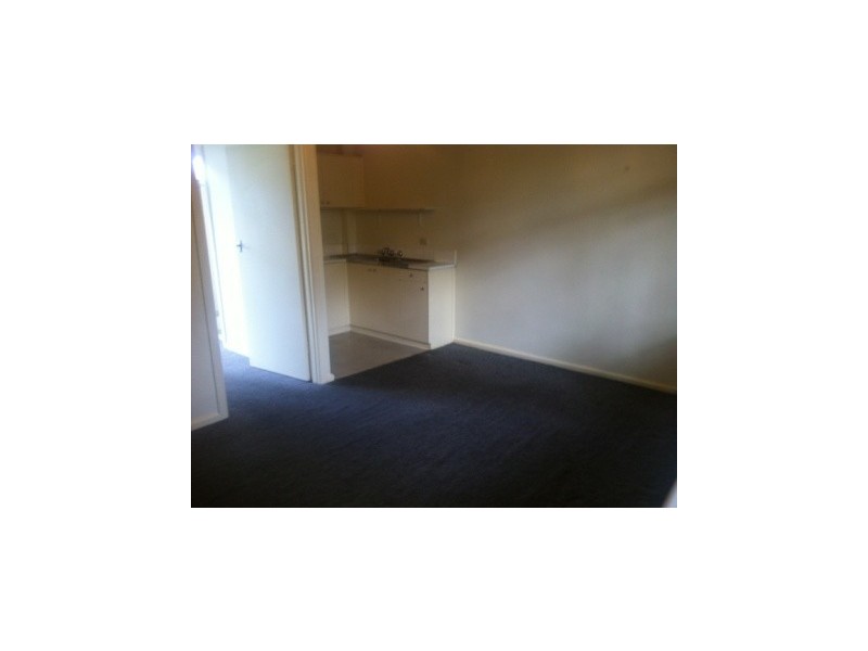 8/9 South Terrace, Clifton Hill VIC 3068