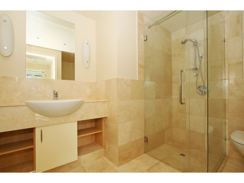 406/19 Queens Road, Melbourne VIC 3004