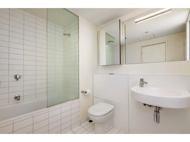 2312/620 Collins Street, Melbourne VIC 3000