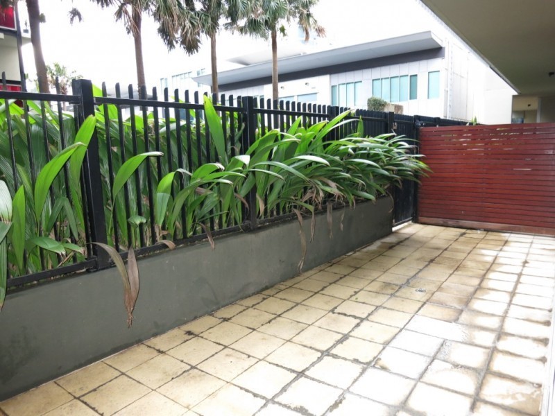 112/1 Danks Street, Port Melbourne VIC 3207