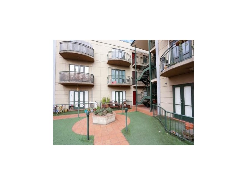 10/461 Lygon Street, Carlton VIC 3053