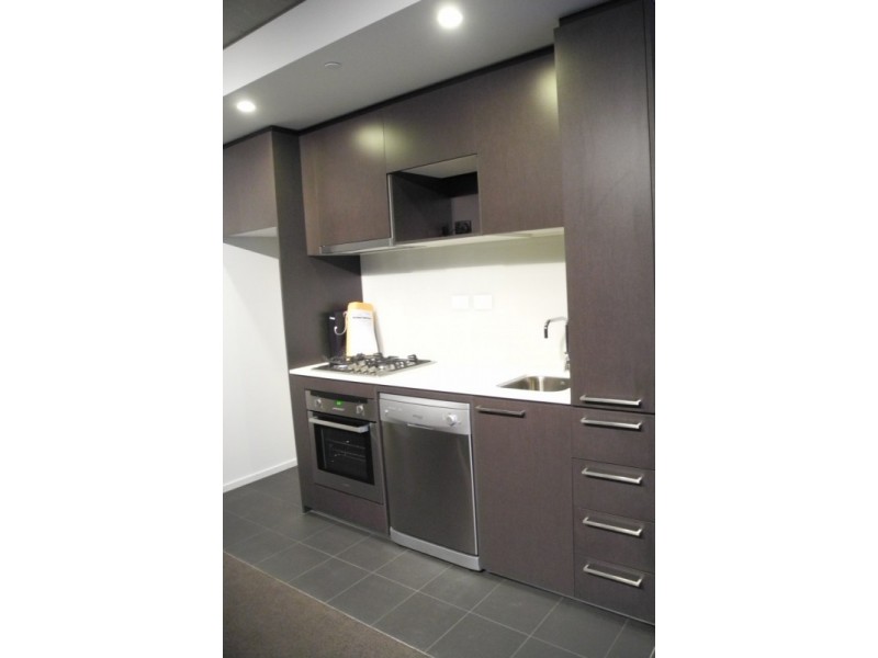 706/17 Singers Lane, Melbourne VIC 3000