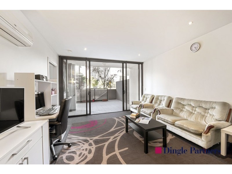 17/801 Bourke Street, Docklands VIC 3008