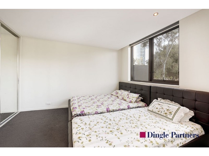 17/801 Bourke Street, Docklands VIC 3008