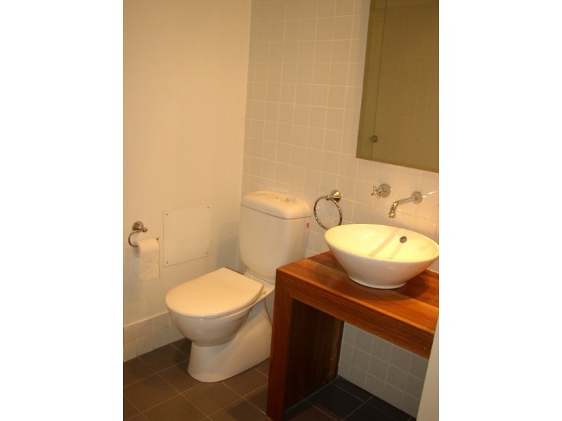 104/166 Wellington Parade, East Melbourne VIC 3002