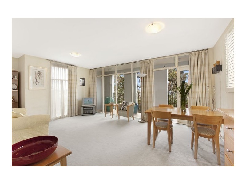 4/40 Webb Lane, East Melbourne VIC 3002