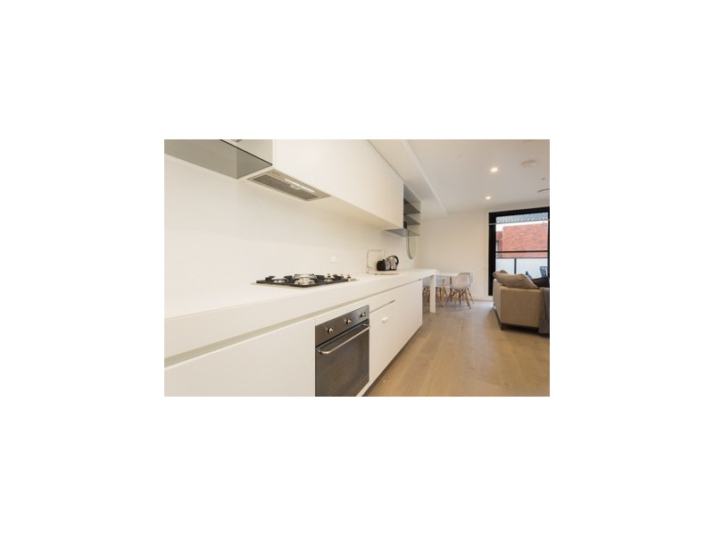 102/2a Henry Street, Windsor VIC 3181