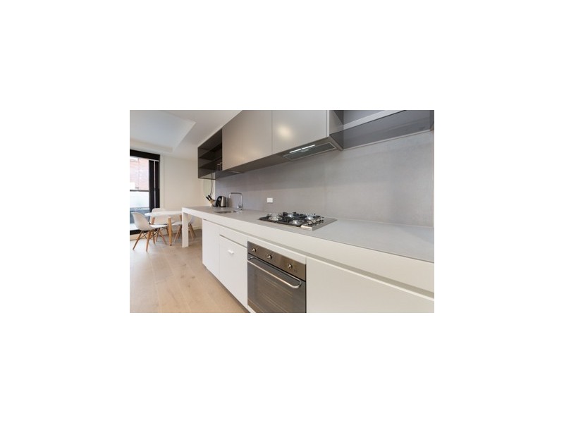 2/2a Henry Street, Windsor VIC 3181