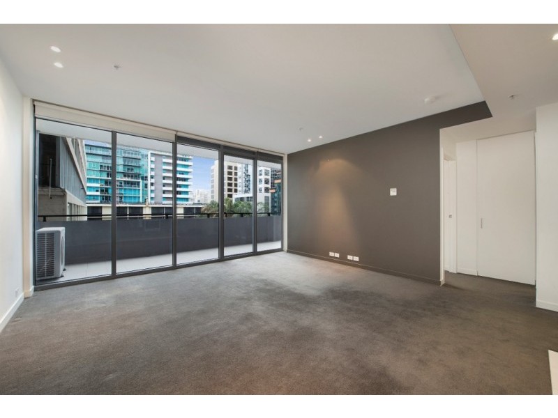 303/55 Queens Rd, Melbourne VIC 3004