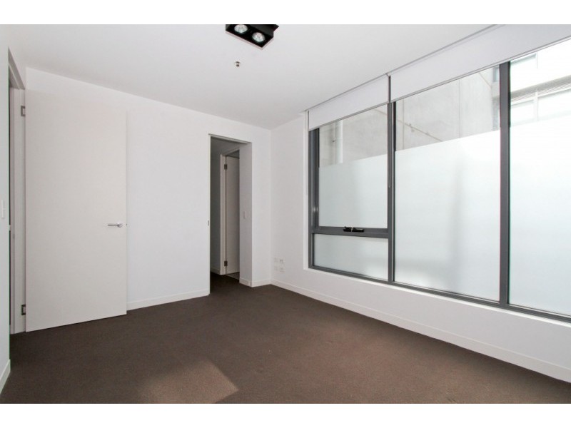 210/115 Nott Street, Port Melbourne VIC 3207