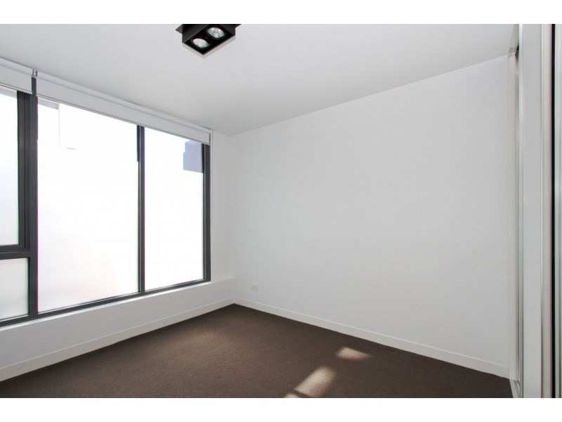 210/115 Nott Street, Port Melbourne VIC 3207