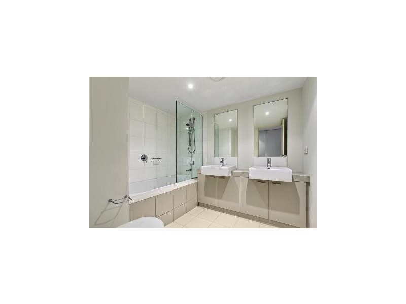 1/61 Mackenzie Street, Melbourne VIC 3000