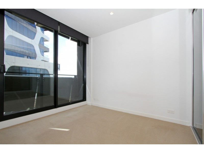2209/50 Albert Road, South Melbourne VIC 3205