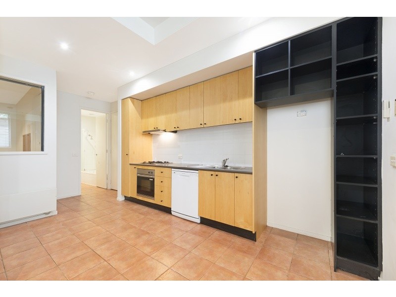 2/6 Anthony St, Melbourne VIC 3000