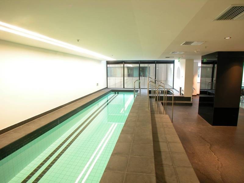 1704/620 Collins Street, Melbourne VIC 3000