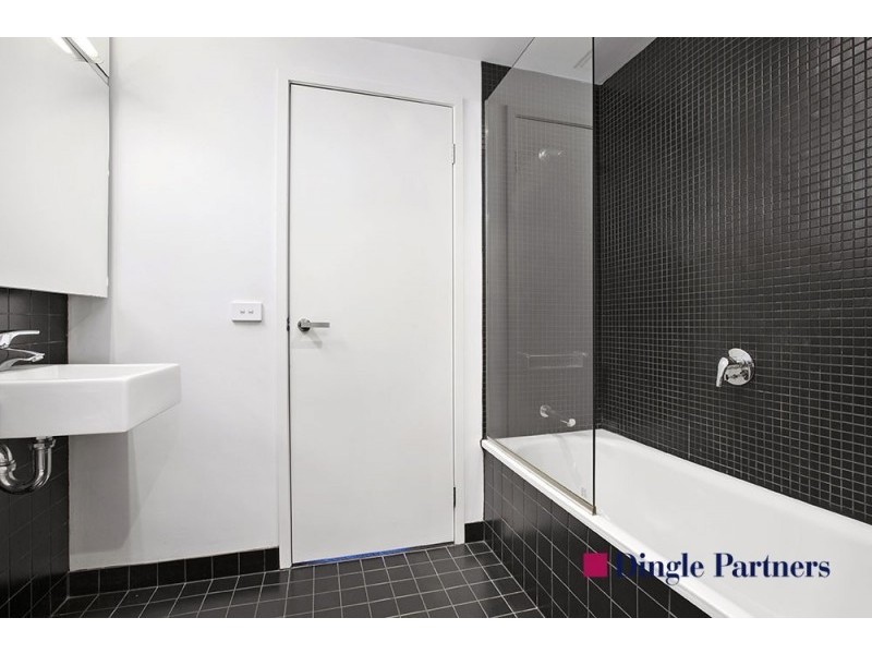 1402/18 Waterview Walk, Docklands VIC 3008