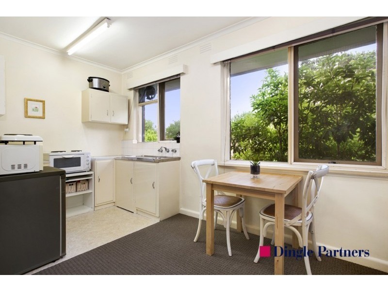 18/278 Barkly Street, Elwood VIC 3184