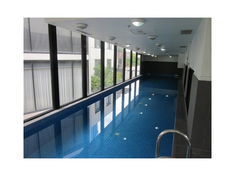 B706/55 Bay Street, Port Melbourne VIC 3207