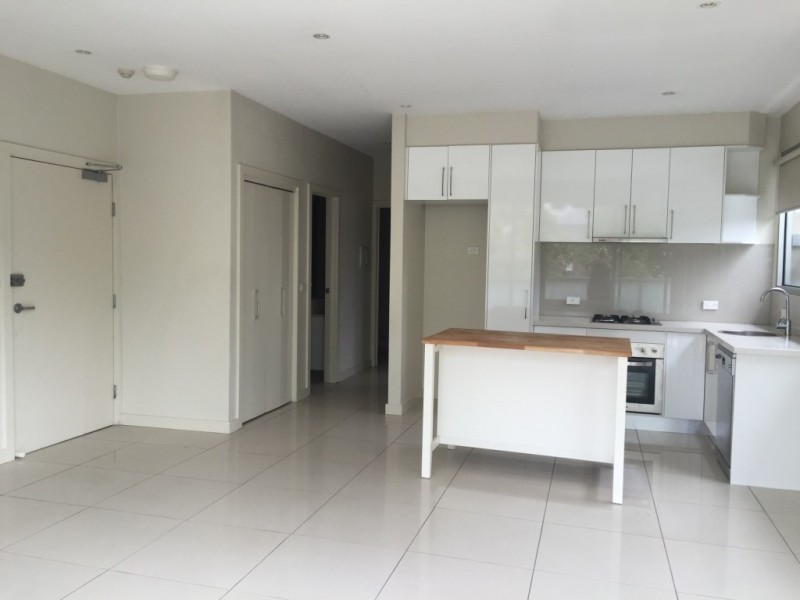 10/16 Dene Avenue, Malvern East VIC 3145