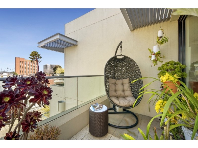 302/140 Gipps Street, East Melbourne VIC 3002