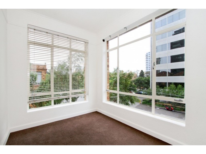 14/8 Louise Street, Melbourne VIC 3004