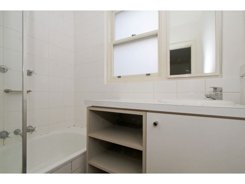 14/8 Louise Street, Melbourne VIC 3004