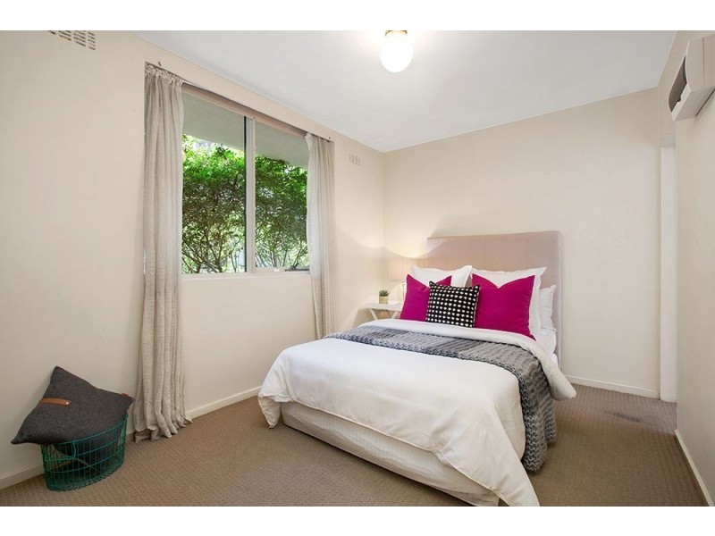 3/13 Crimea St, St Kilda VIC 3182