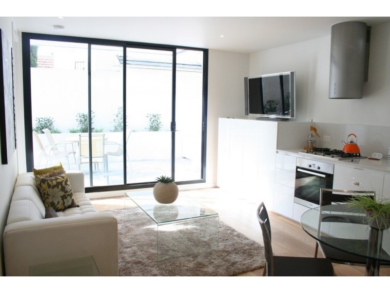 4/26-28 Broadway, Elwood VIC 3184