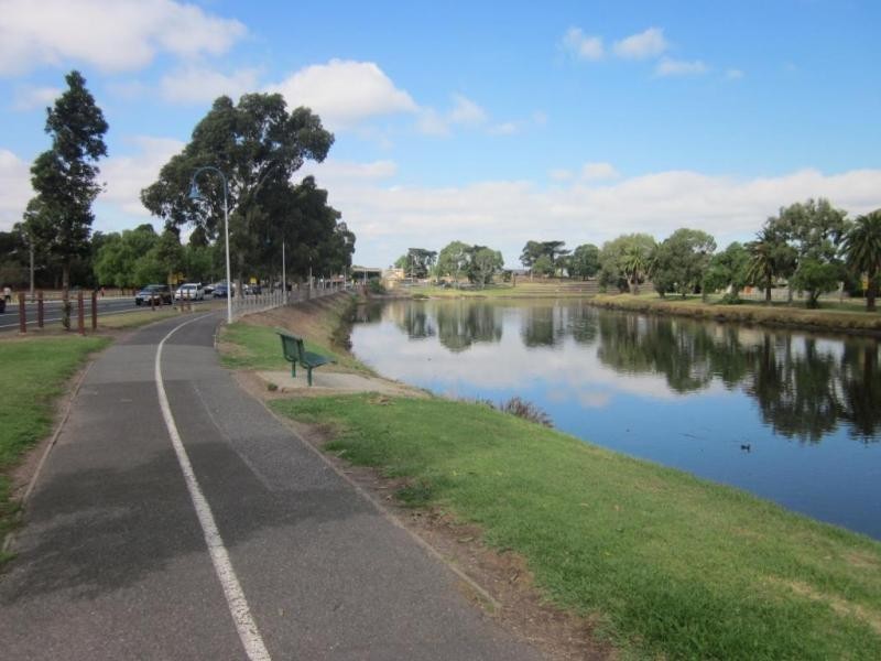 35 Clifton Street, Aberfeldie VIC 3040